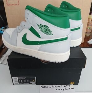 Nike Air Jordan 1 Mid